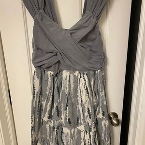Converse one star cap sleeve grey pattered dress